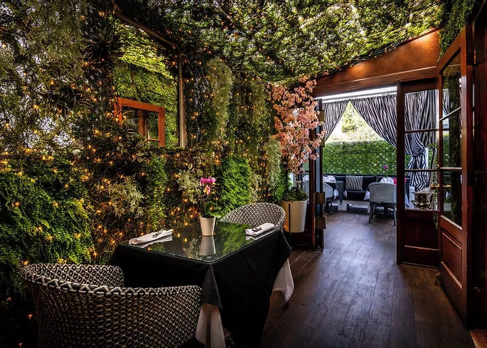 Beverly Hills Plaza Hotel & Spa